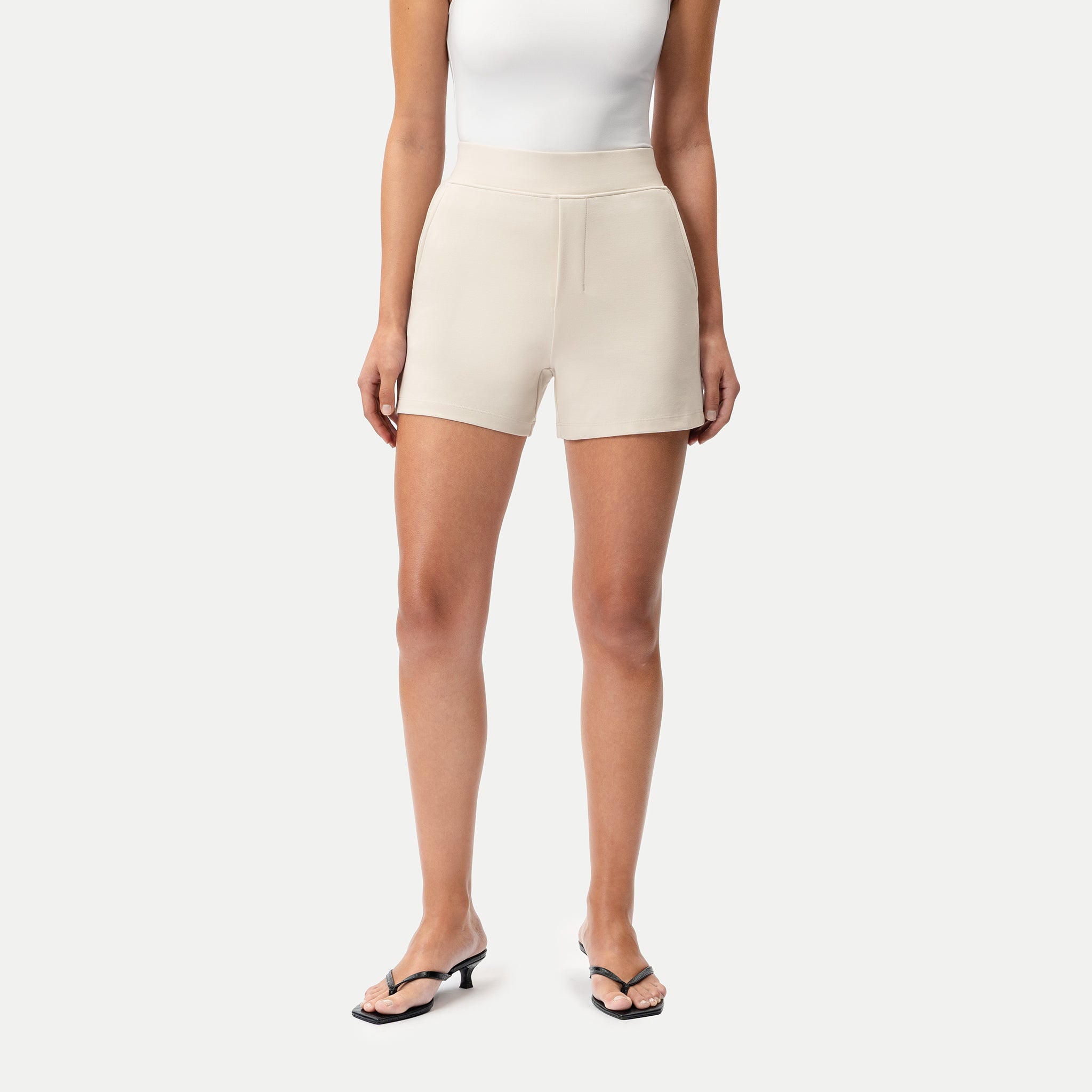 Light Ponte Shorts