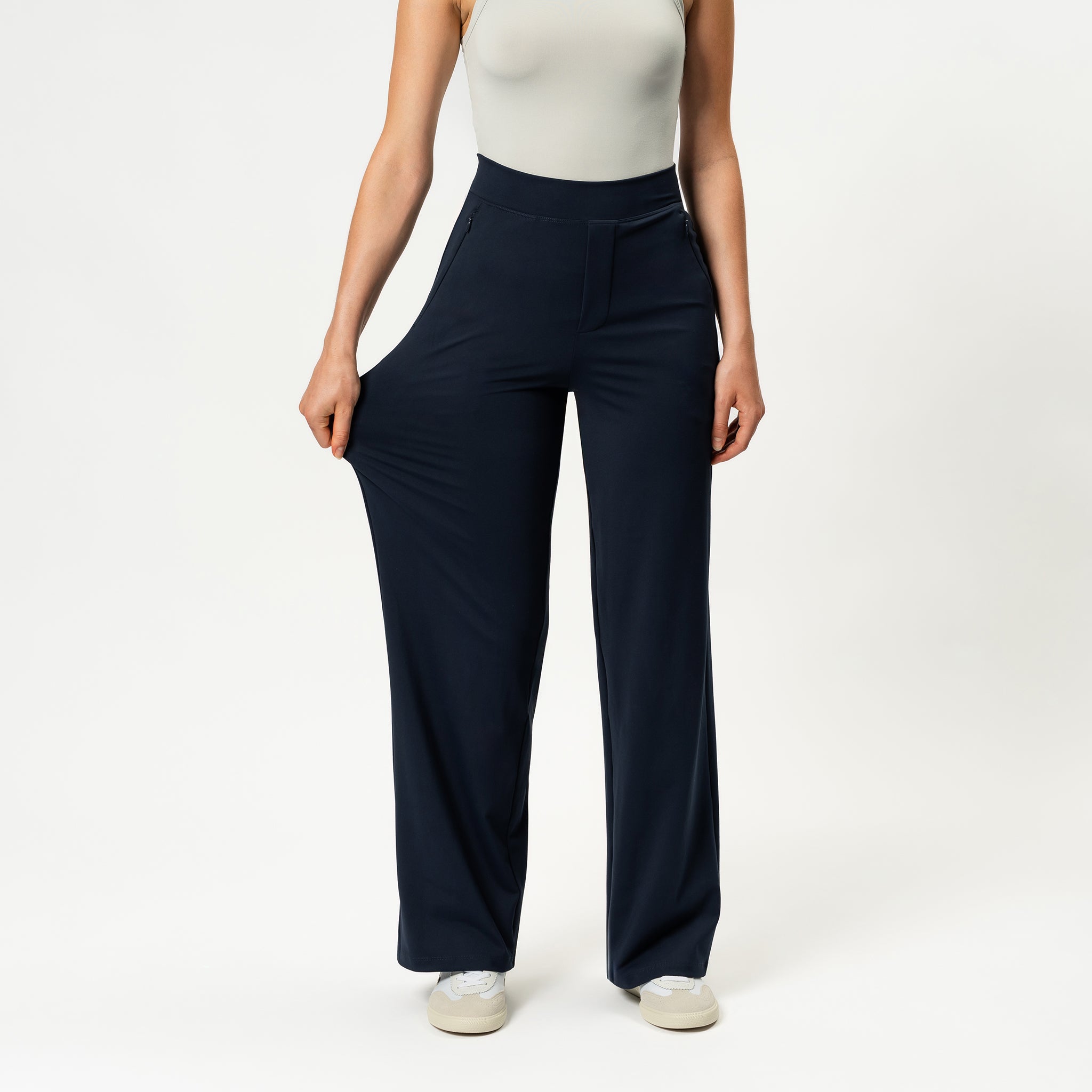 Asana Relaxed Straight Pant - Ninepine