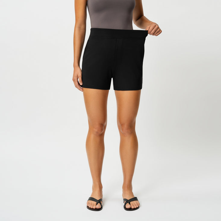 Light Ponte Shorts