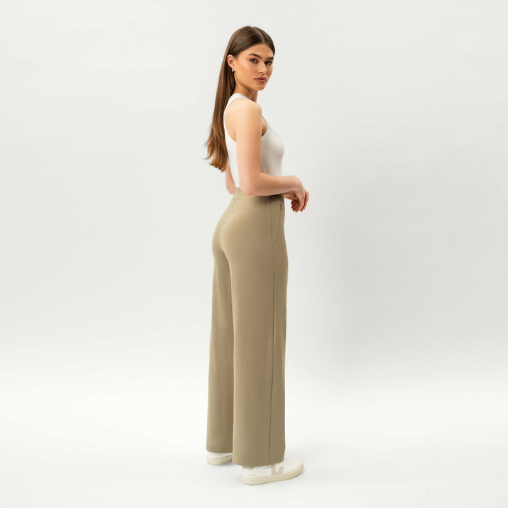 Asana Relaxed Straight Pant