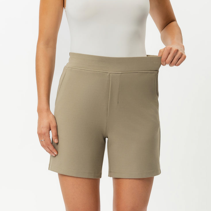 Light Ponte Shorts