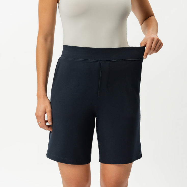 Light Ponte Shorts - Ninepine