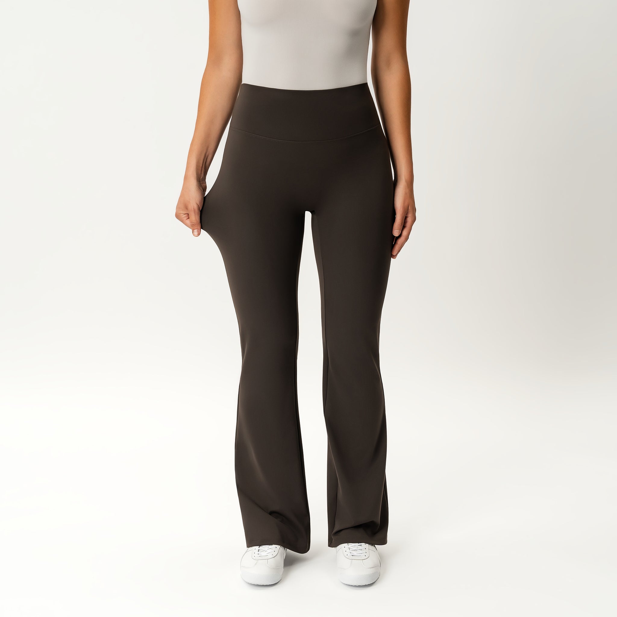 Asana Flared Legging - Ninepine