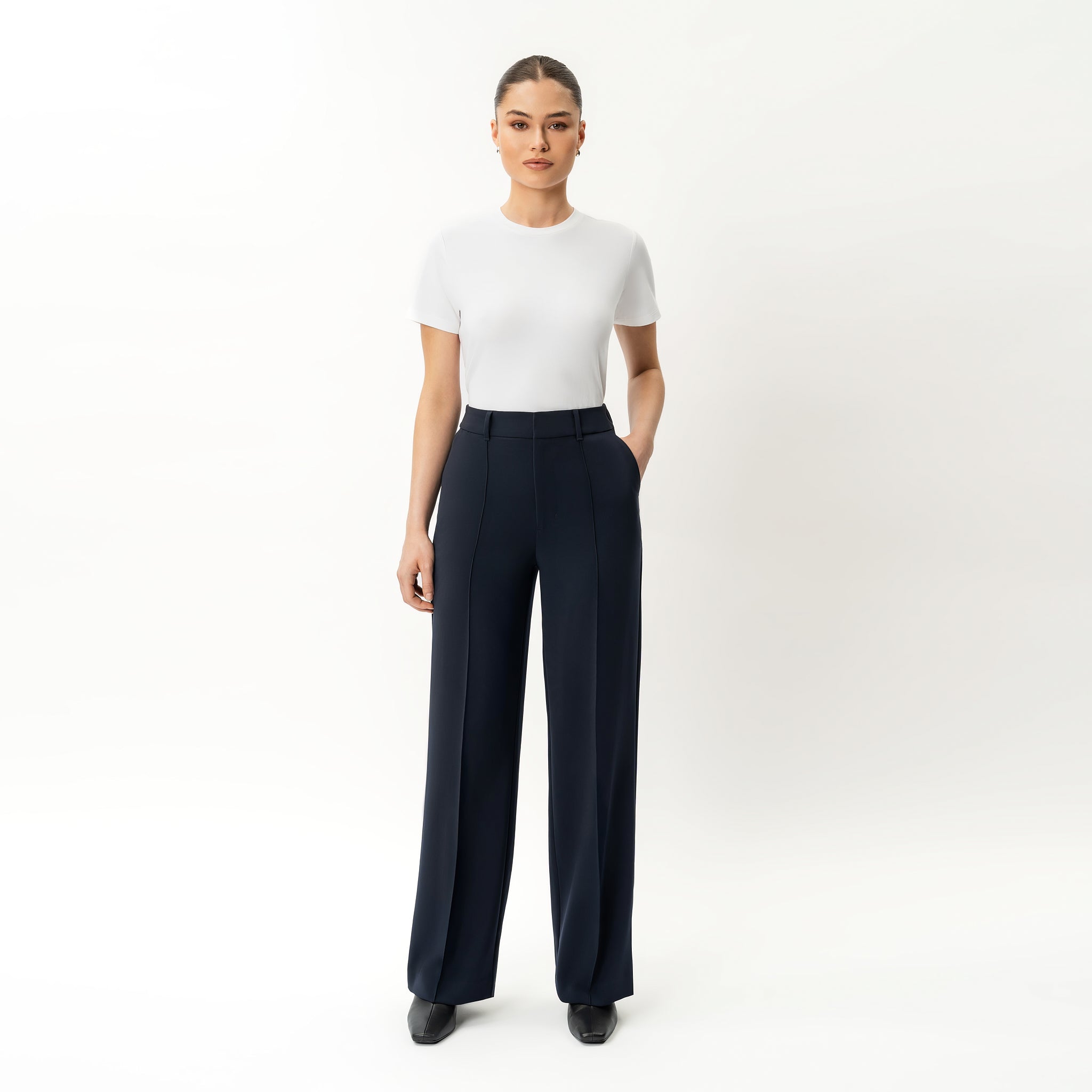 Crepe Relaxed Trouser - Ninepine