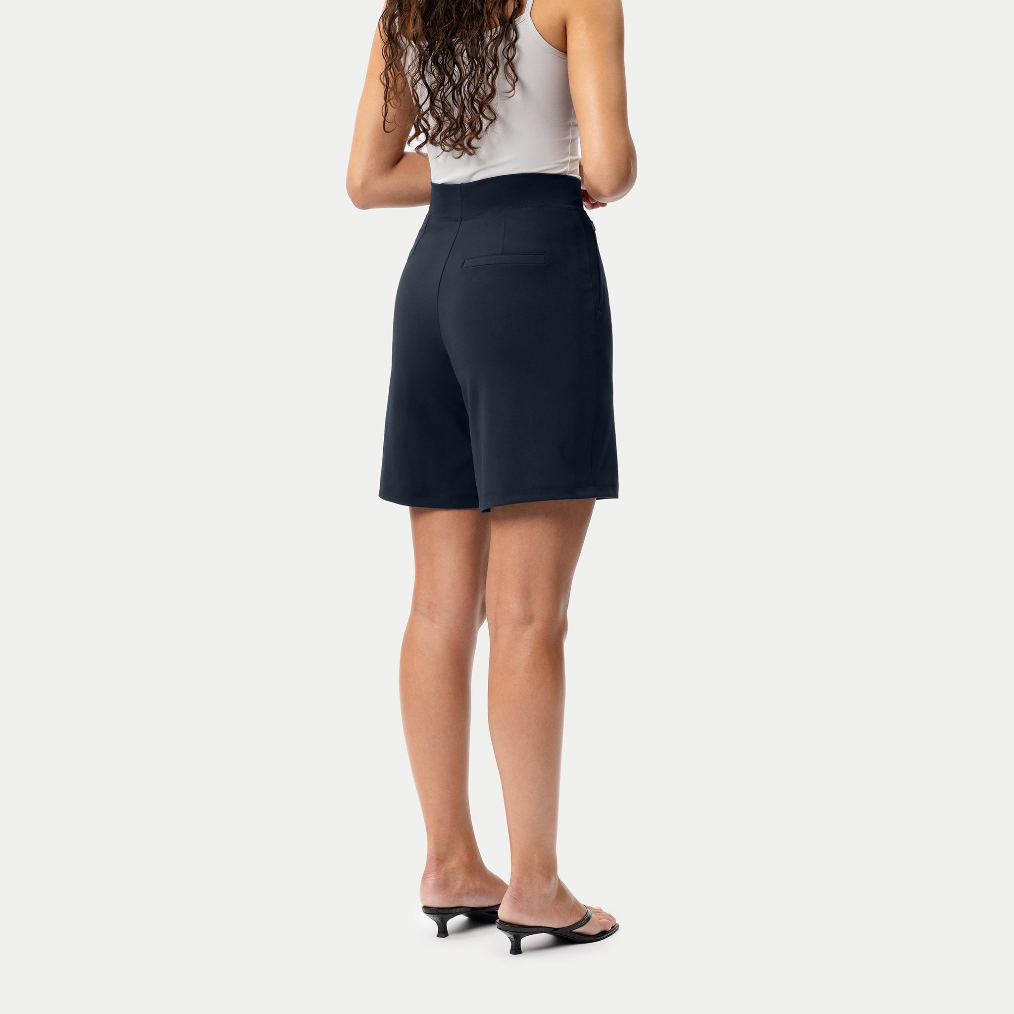 Asana Shorts - Ninepine