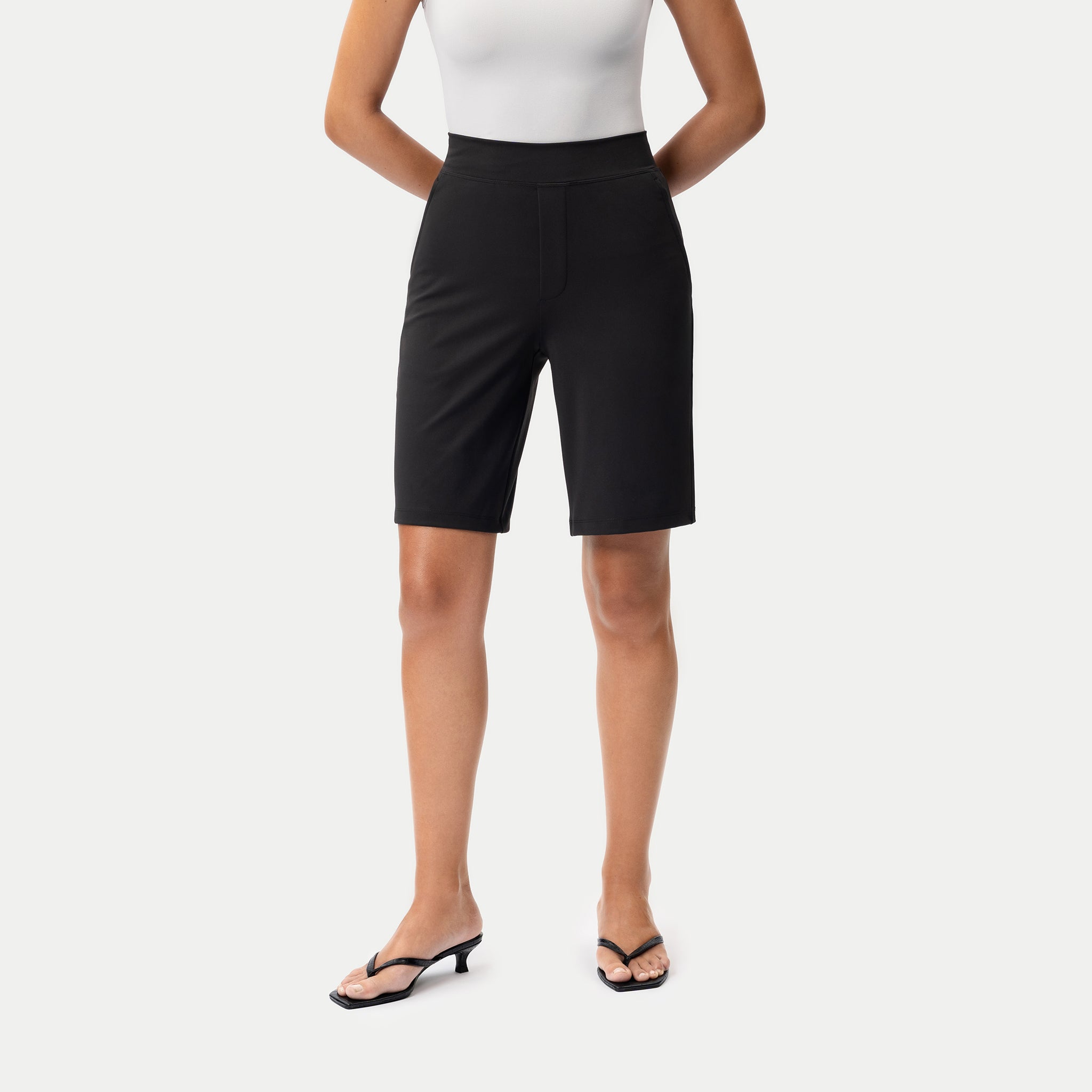 Asana Shorts - Ninepine