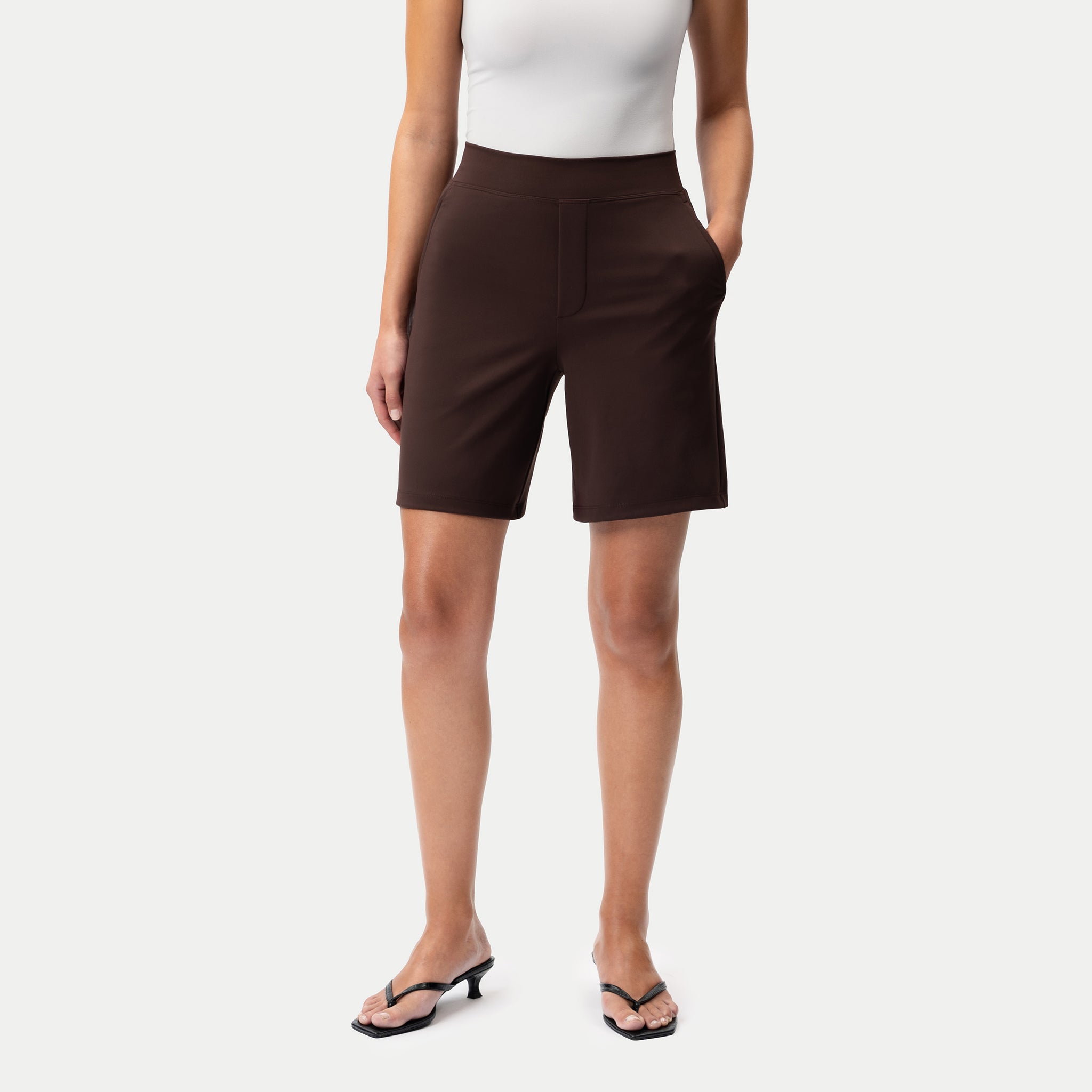 Asana Shorts - Ninepine